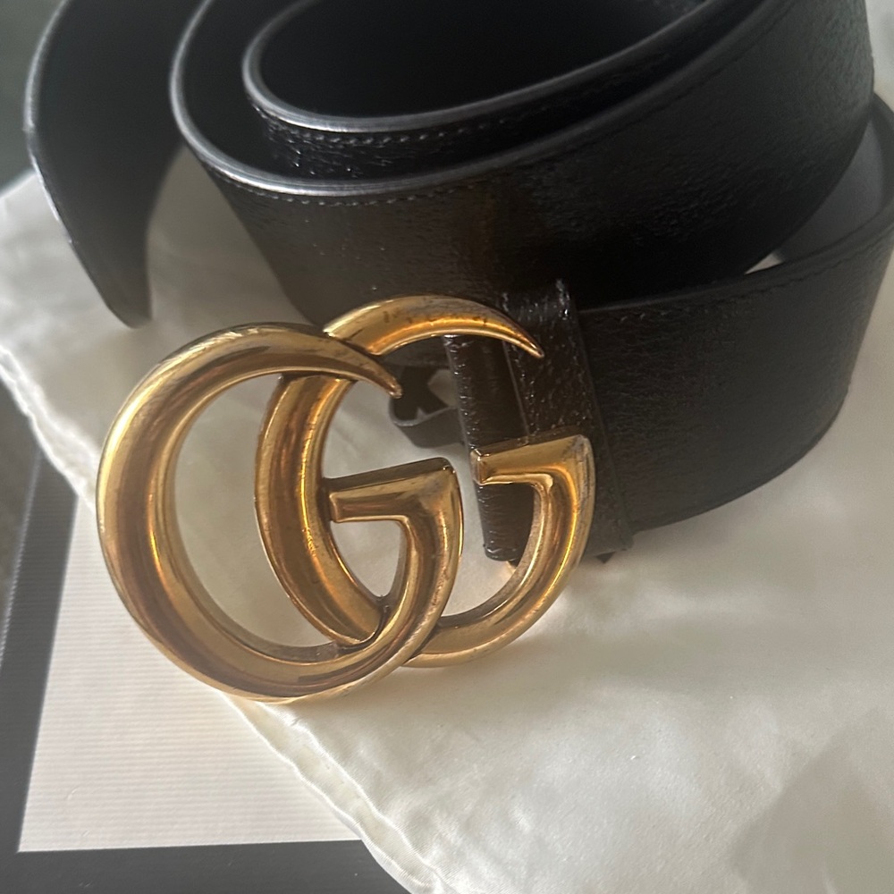 Gucci Black Belt with Gold GG Buckle